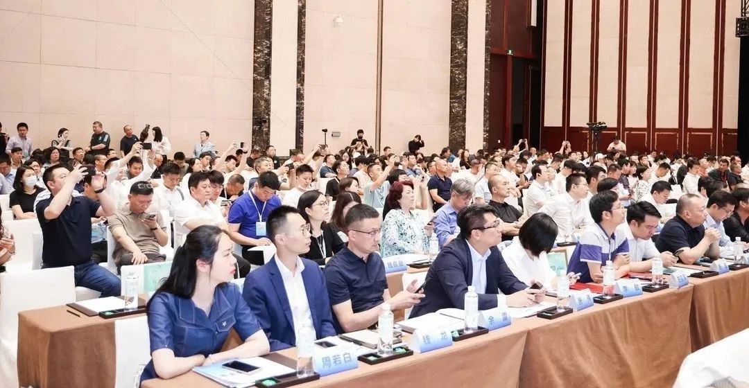 qy千亿国际闪耀2024长江经济带水域经济博览会，引领智慧水系统新潮流