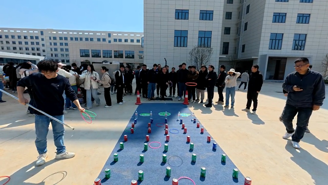 qy千亿国际“qy国际果园”共建行动： 一场绿意与笑声齐飞的春日狂欢！